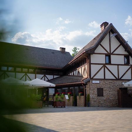 Hotel&Spa **** Kasztel Uniejów Exterior foto