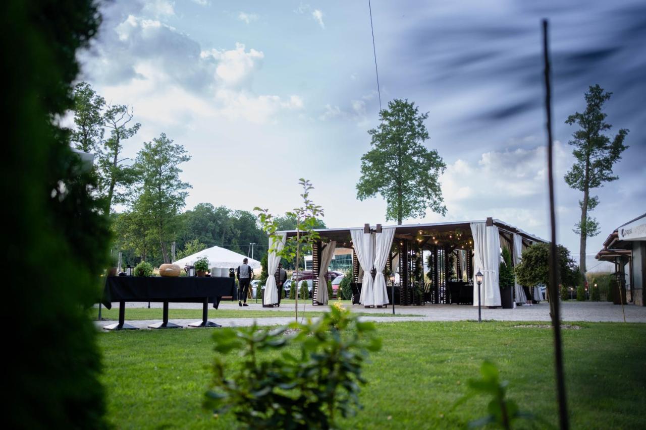 Hotel&Spa **** Kasztel Uniejów Exterior foto