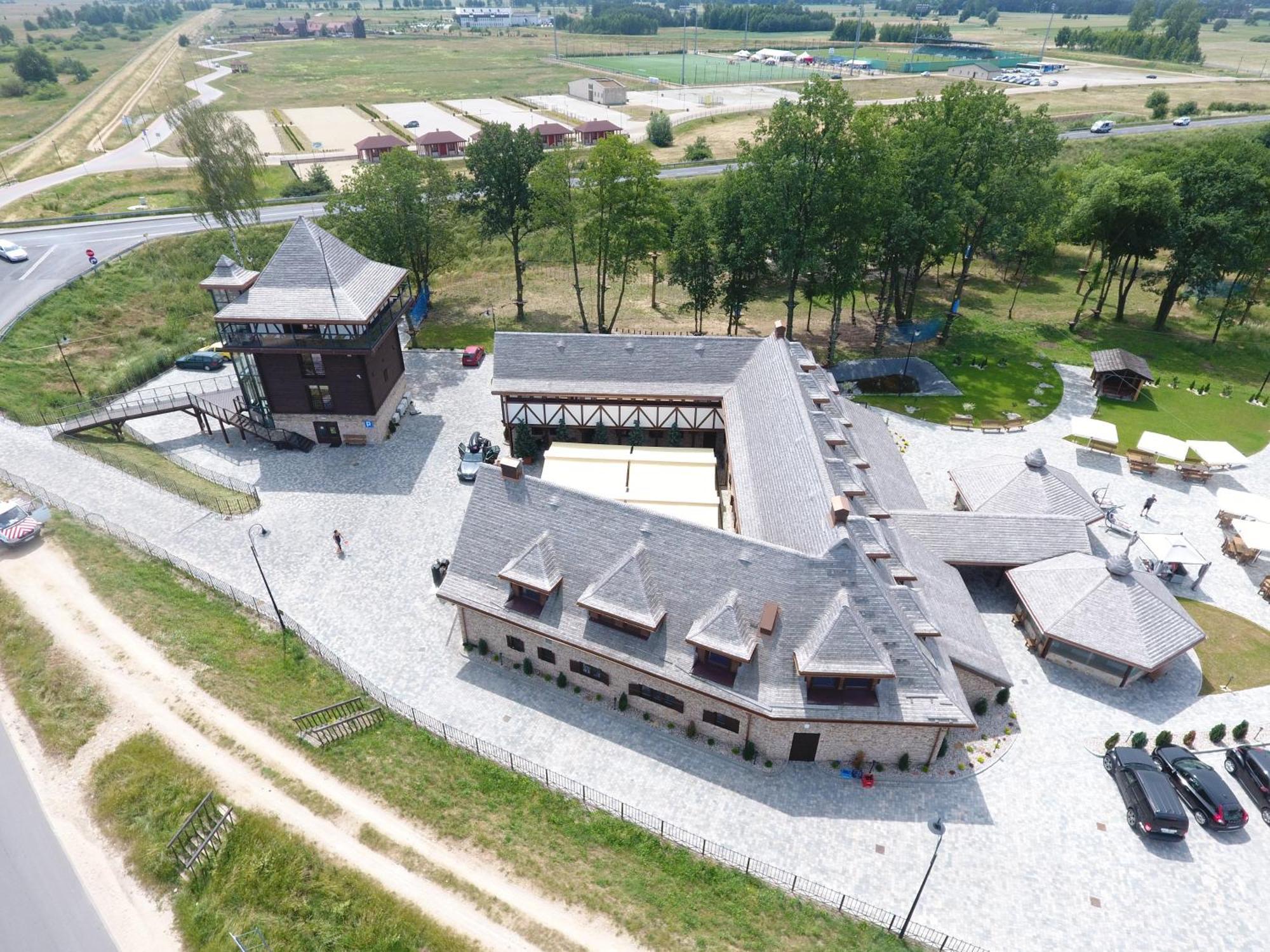 Hotel&Spa **** Kasztel Uniejów Exterior foto