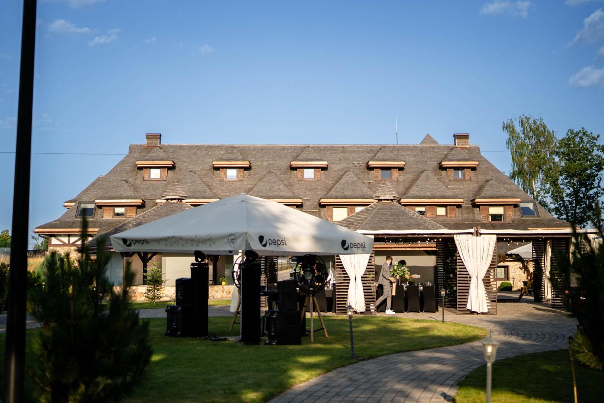 Hotel&Spa **** Kasztel Uniejów Exterior foto